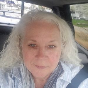 Meet your Posher, Deb